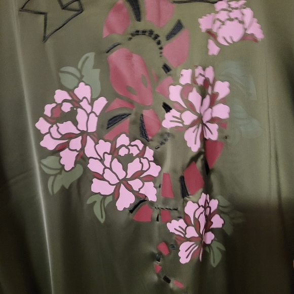 (4X) Love & Legend - Jordyn Woods Kimono - Picture 7 of 7